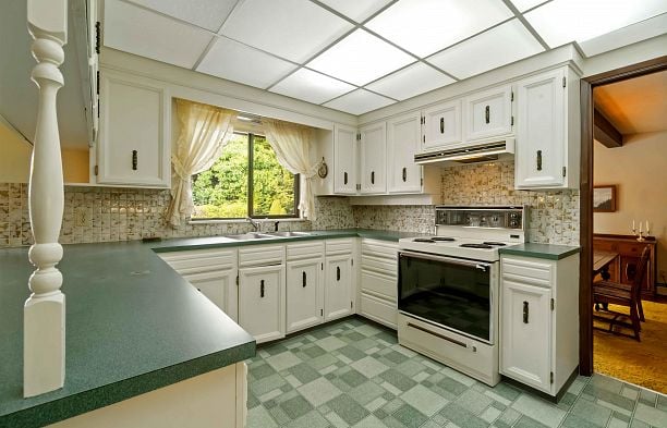 4228 Staulo Crescent University VW