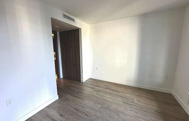 911 455 SW Marine Drive Marpole