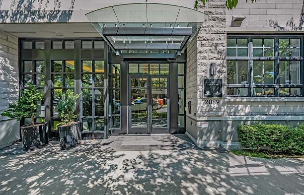 204 2089 W 43rd Avenue Kerrisdale