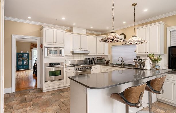 2087 W 18th Avenue Shaughnessy