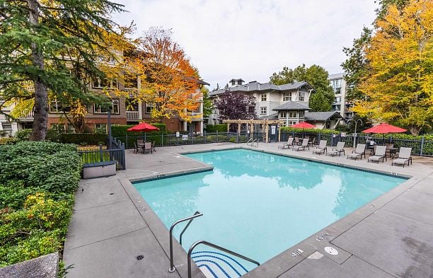 104 4883 Maclure Mews Quilchena