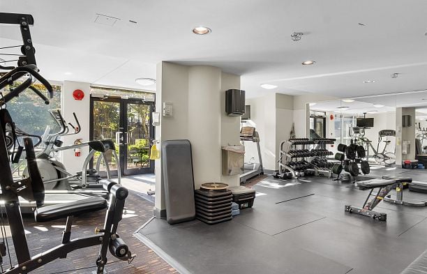 110 8988 Hudson Street Marpole