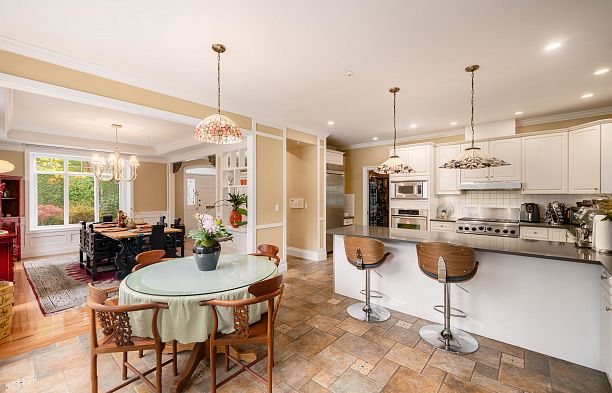 2087 W 18th Avenue Shaughnessy