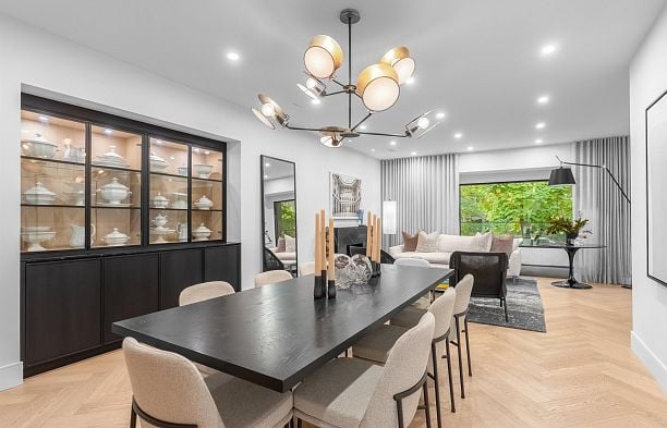 5938 Elm Street Kerrisdale