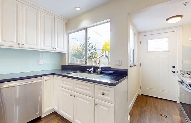 2789 W 24th Avenue Arbutus