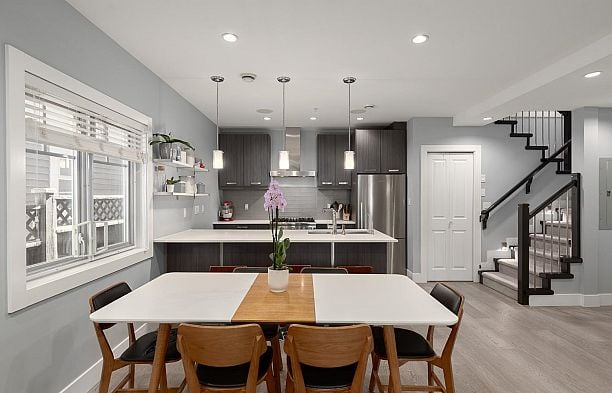 1082 E 10th Avenue Mount Pleasant VE