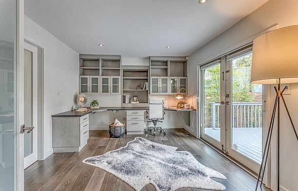 6568 Vine Street S.W. Marine