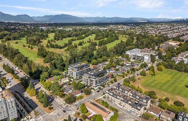 106 477 W 59th Avenue South Cambie