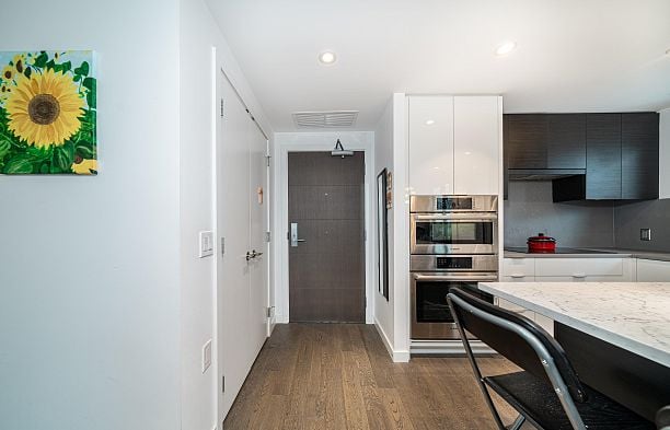 404 1688 Pullman Porter Street Mount Pleasant VE