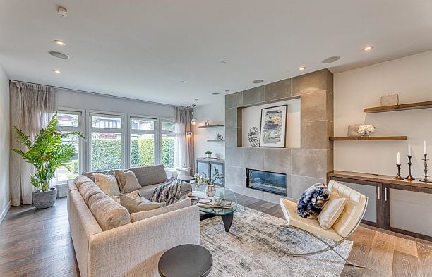 6568 Vine Street S.W. Marine