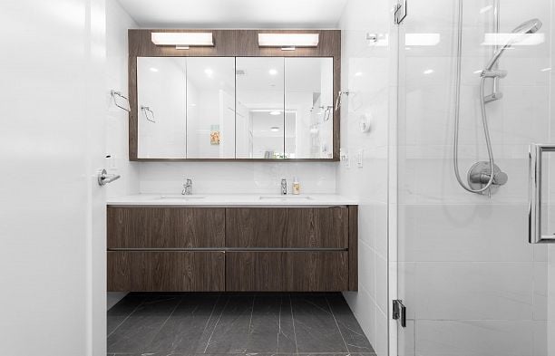 106 477 W 59th Avenue South Cambie