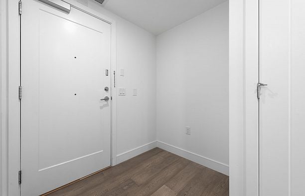 106 477 W 59th Avenue South Cambie