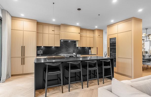 5938 Elm Street Kerrisdale