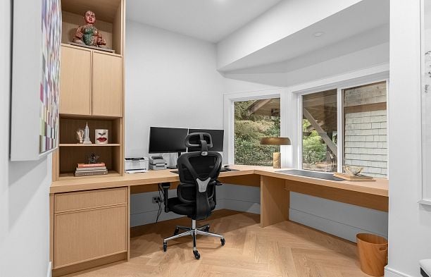 5938 Elm Street Kerrisdale