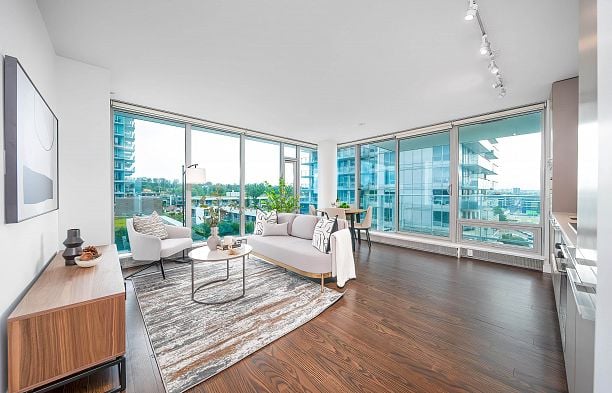 904 8131 Nunavut Lane Marpole