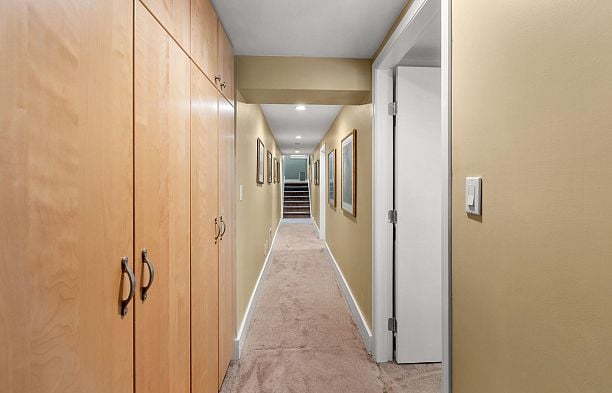 2857 W 35th Avenue MacKenzie Heights