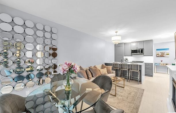 410 909 Mainland Street Yaletown