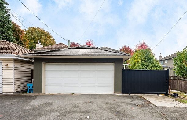 7949 Montcalm Street Marpole