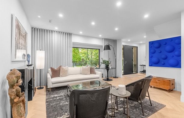 5938 Elm Street Kerrisdale