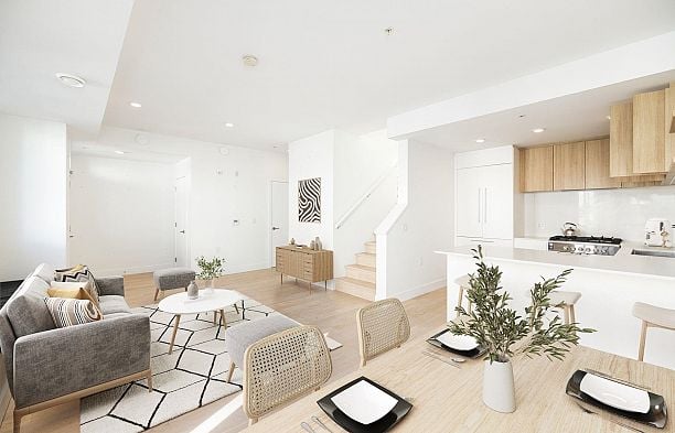 6525 Fremlin Street South Cambie