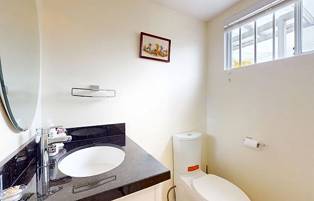 2789 W 24th Avenue Arbutus