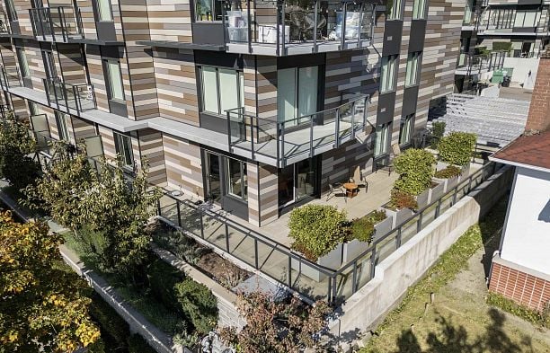 106 477 W 59th Avenue South Cambie