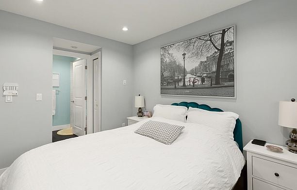 1082 E 10th Avenue Mount Pleasant VE