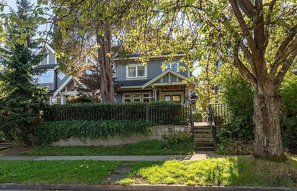 1082 E 10th Avenue Mount Pleasant VE