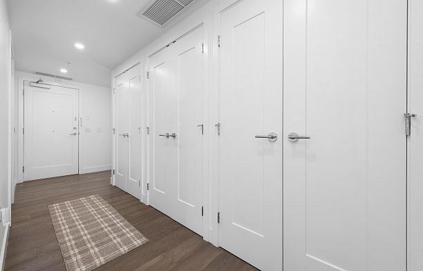 106 477 W 59th Avenue South Cambie