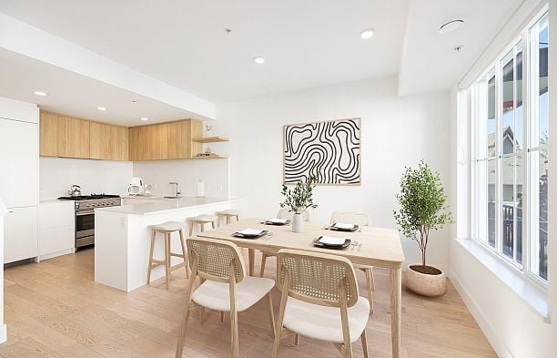 6525 Fremlin Street South Cambie