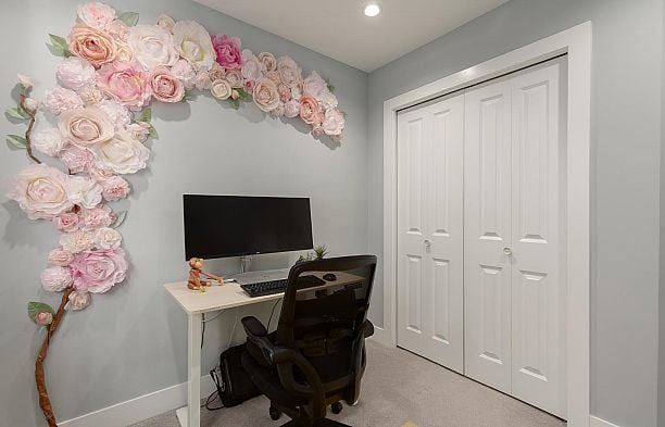 1082 E 10th Avenue Mount Pleasant VE