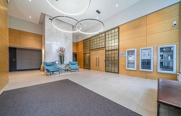 404 1688 Pullman Porter Street Mount Pleasant VE