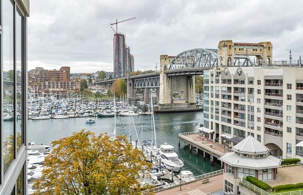 704 990 Beach Avenue Yaletown