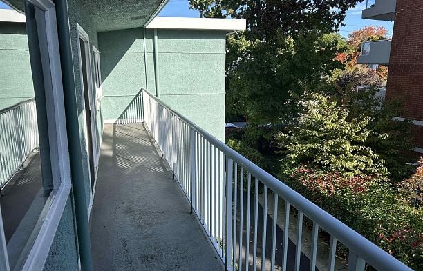 203 2146 W 43rd Avenue Kerrisdale