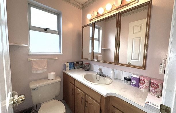 963 E 11th Avenue Mount Pleasant VE