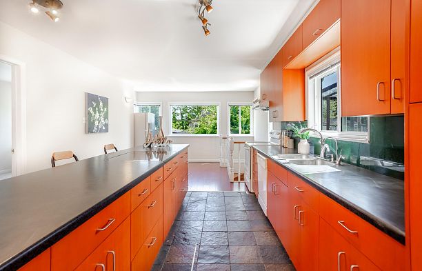 866 W 59th Avenue Marpole