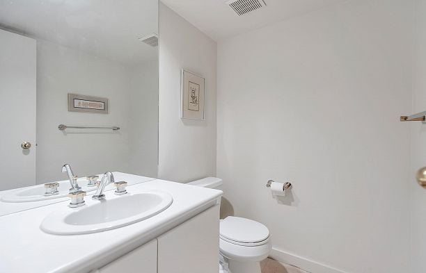 704 990 Beach Avenue Yaletown