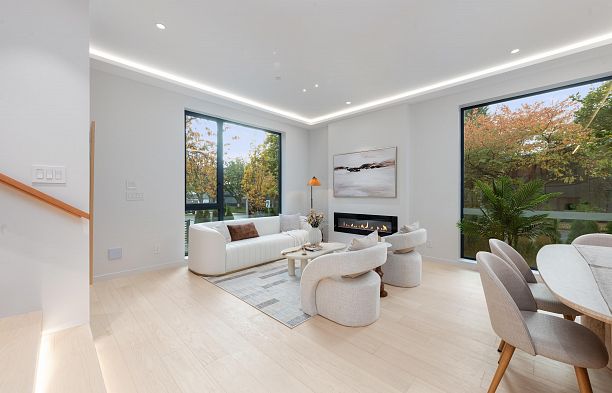 2 1595 W 66th Avenue S.W. Marine