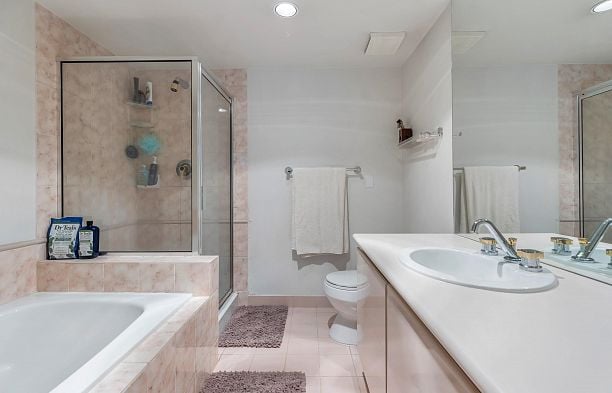 704 990 Beach Avenue Yaletown