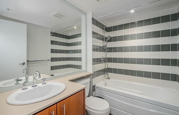 705 550 Pacific Street Yaletown