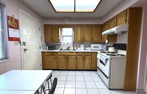 963 E 11th Avenue Mount Pleasant VE