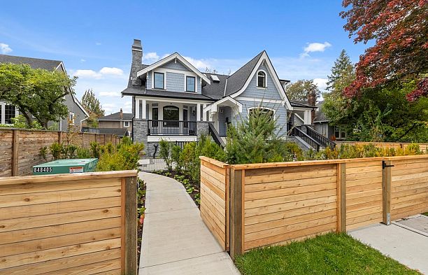 2438 W 49th Avenue S.W. Marine