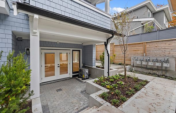 2438 W 49th Avenue S.W. Marine