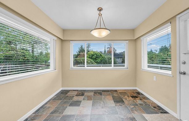 2056 W 29th Avenue Quilchena