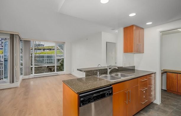 705 550 Pacific Street Yaletown