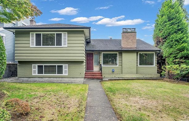 2056 W 29th Avenue Quilchena