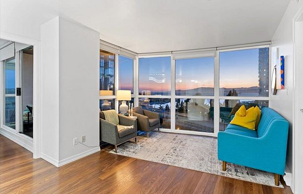 1401 907 Beach Avenue Yaletown