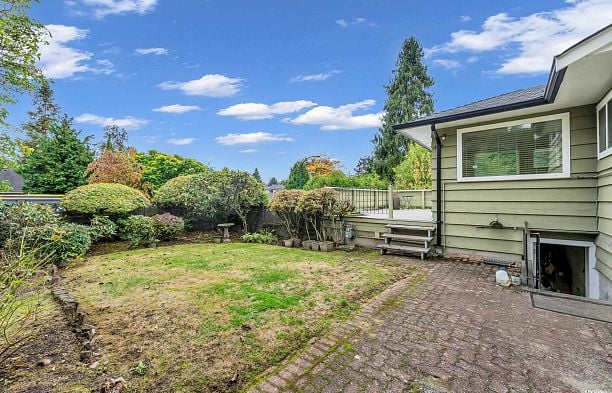 2056 W 29th Avenue Quilchena