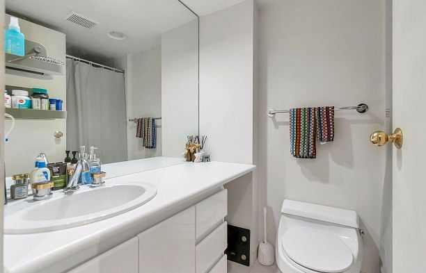 704 990 Beach Avenue Yaletown