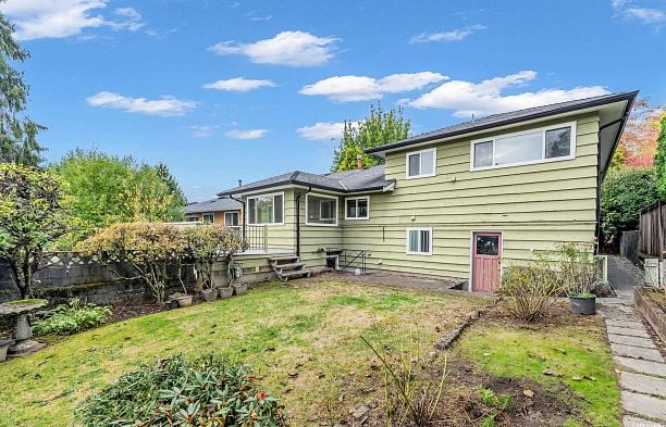 2056 W 29th Avenue Quilchena